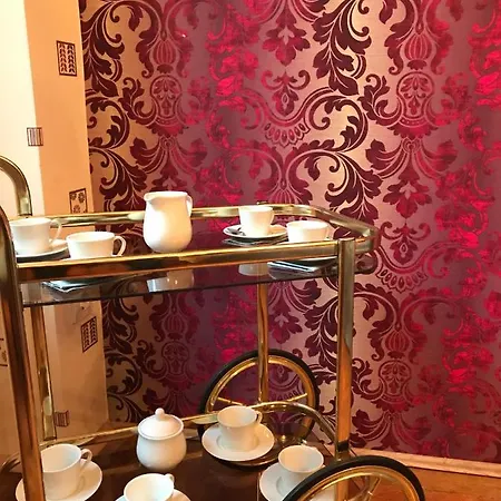 Central View Apartment *